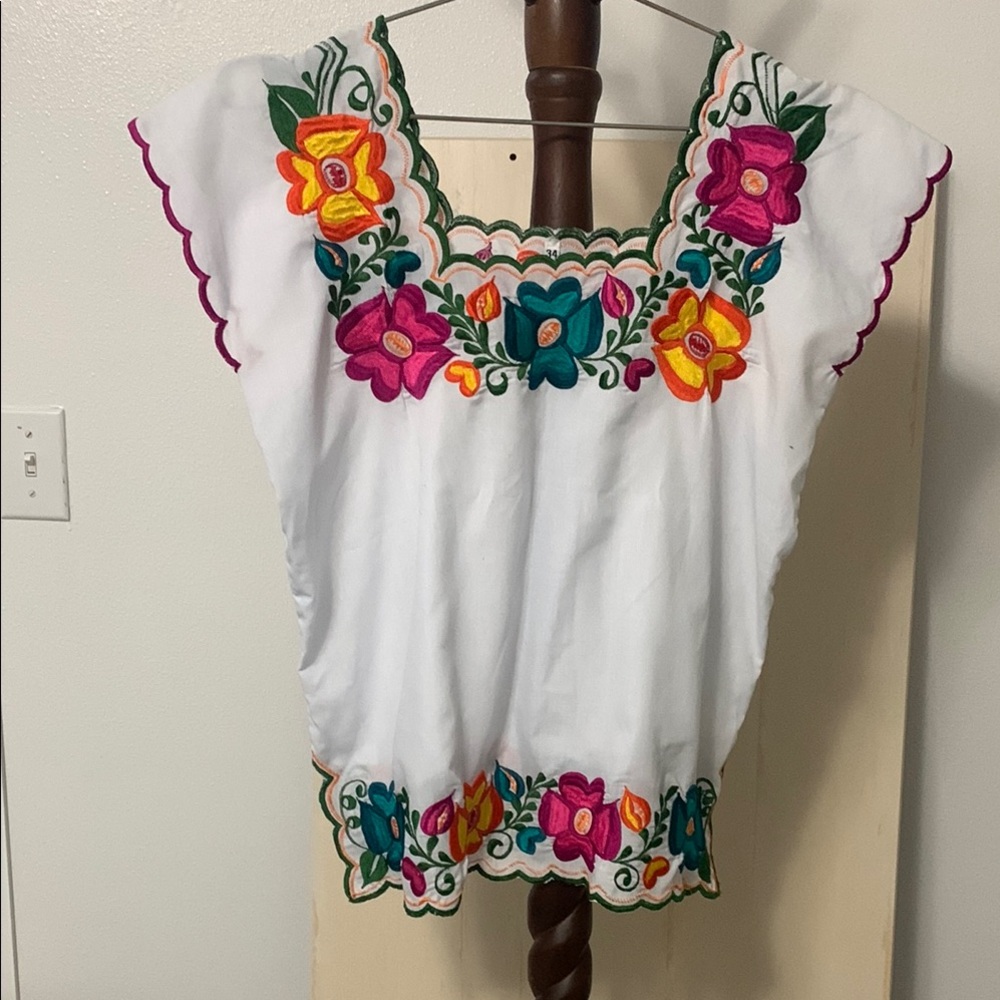 White and Pink Embroidered Cap Sleeve Blouse. Mexican artisan.